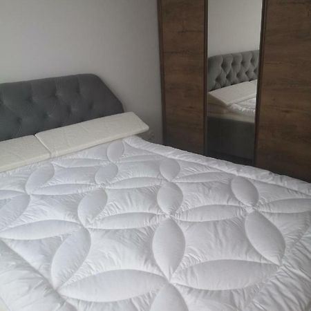 Апартаменти Apartament Przy Aquaparku Радом Екстер'єр фото